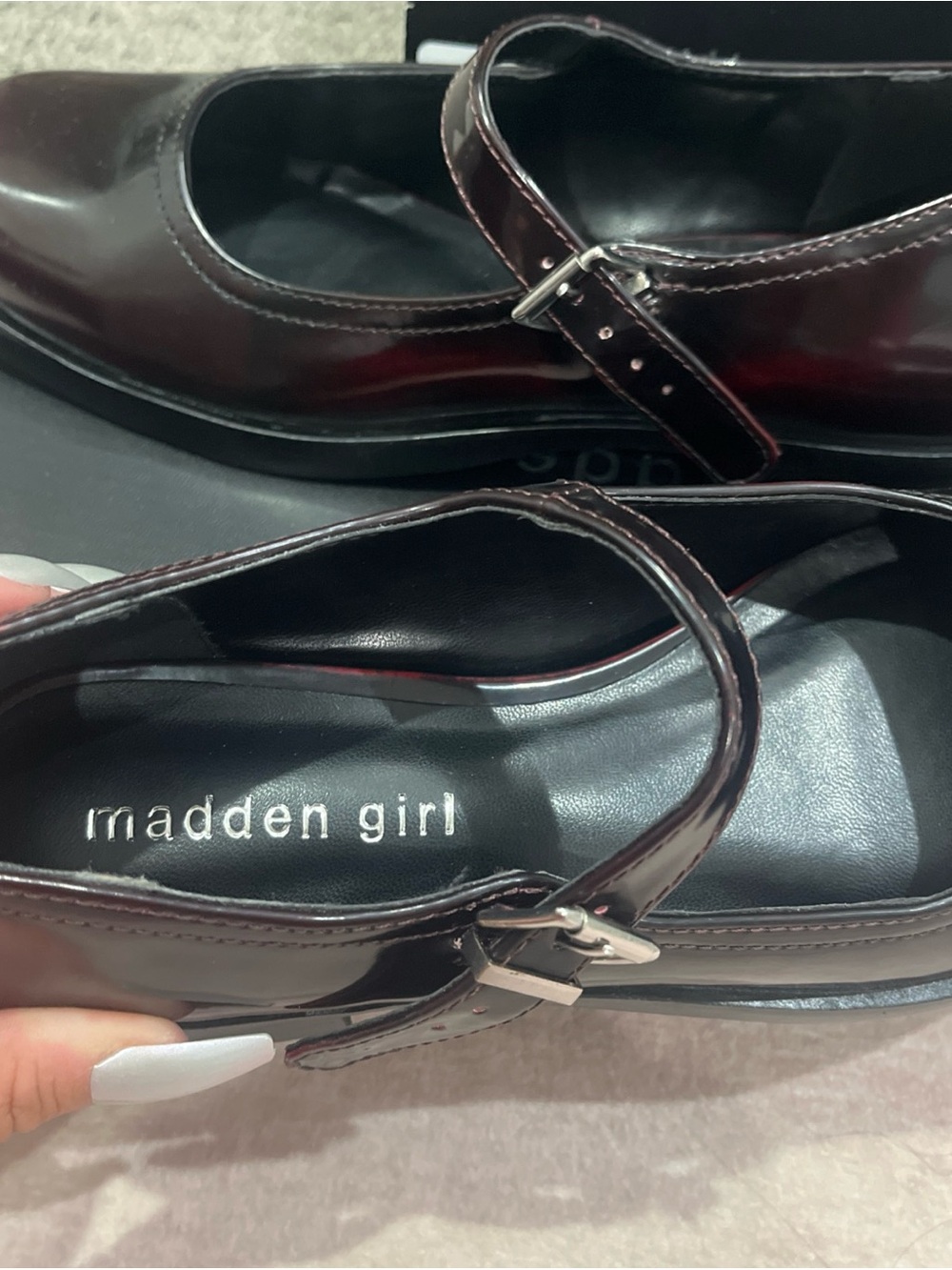 Madden Girl Women's Dominic Mary-Jane Tailored Flats size 6.5 new in box - Picture 7 of 16